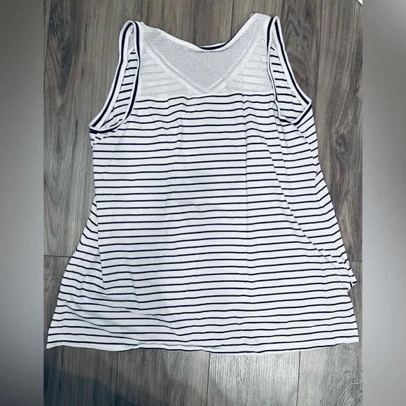 Lane Bryant Livi Activewear Set - Picture 4 of 9